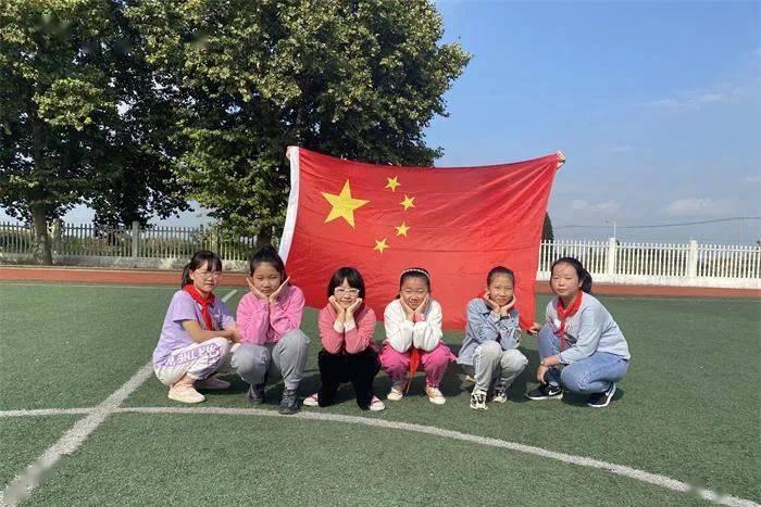 “中国飞天梦”航空航天科普活动走进云岩区